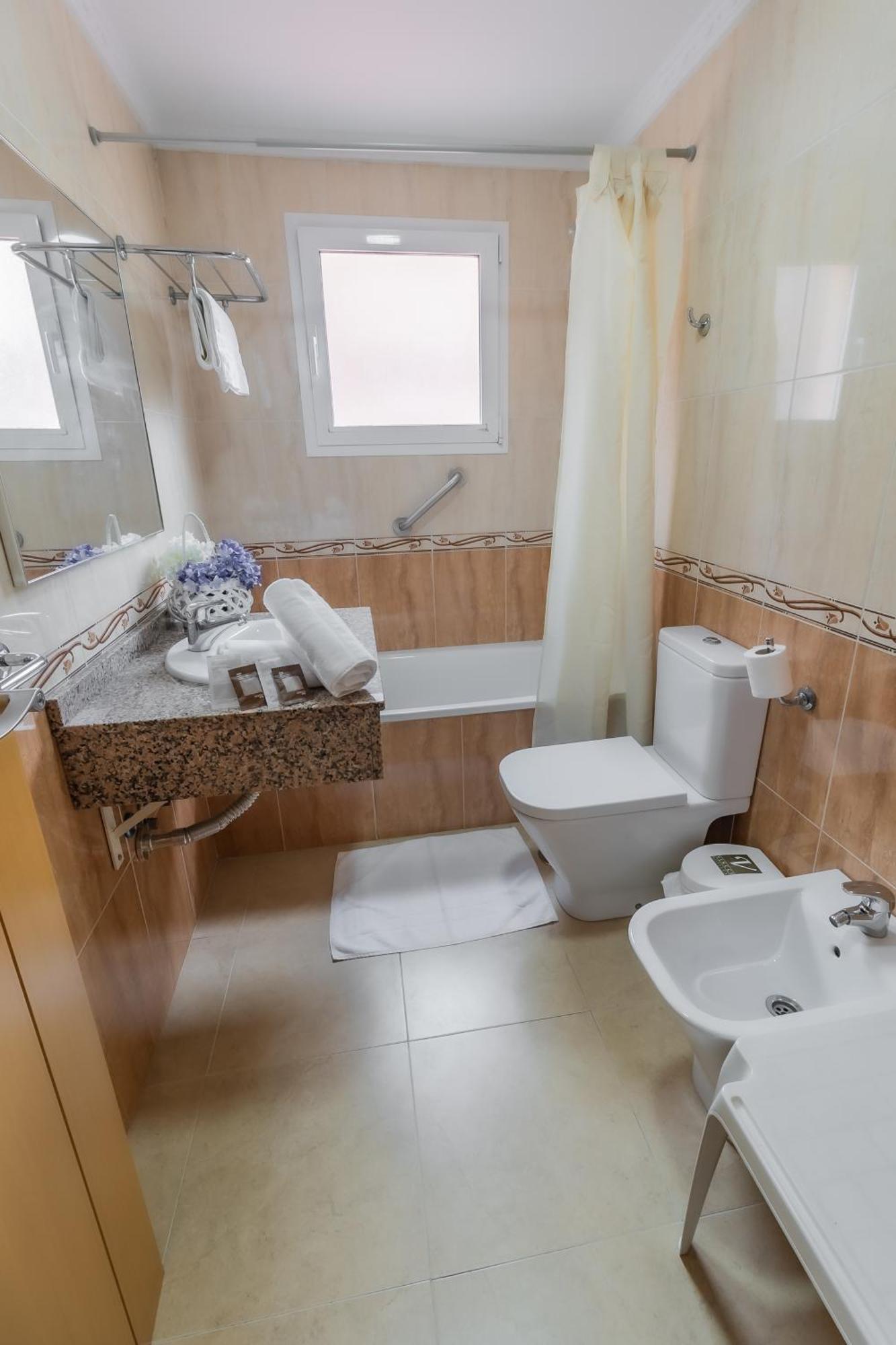 Apartament Turisticos Yucas Torre Del Mar